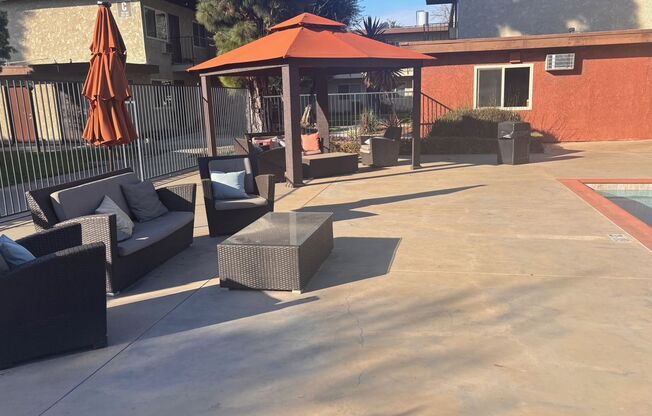 Los Arboles Apartments