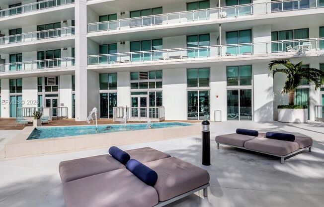 1 bed, 1 bath, $2,750, Unit Apt 2210