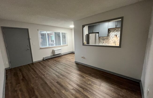 1 bed, 1 bath, 475 sqft, $1,270, Unit 409
