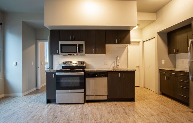 Buckman: Modern 1 Bdr w/Condo-Grade Finishes Ready Soon!