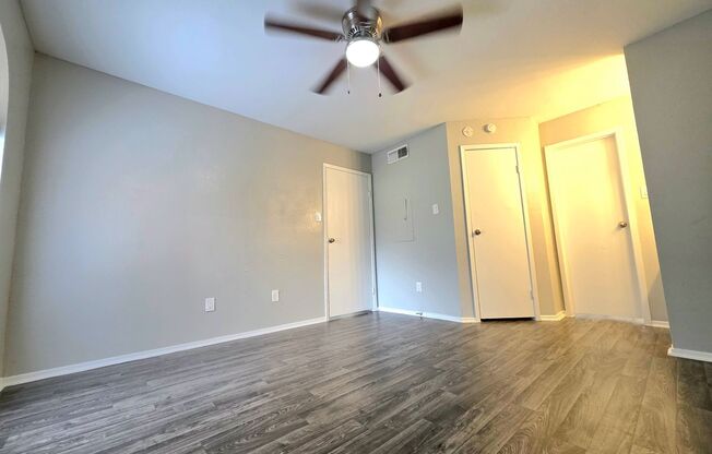 2 beds, 2 baths, 967 sqft, $1,299, Unit 614