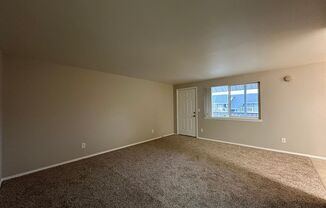 2 beds, 1 bath, 840 sqft, $1,295, Unit 32