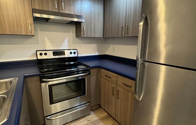2 beds, 2 baths, 892 sqft, $1,545, Unit 303