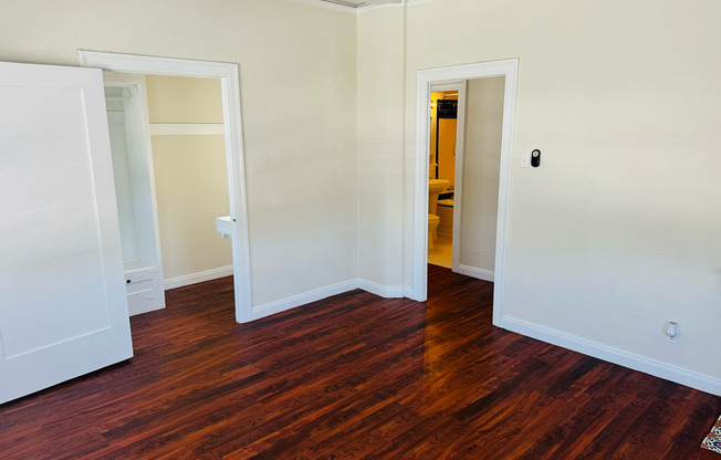 Studio, 1 bath, 420 sqft, $1,635, Unit 409