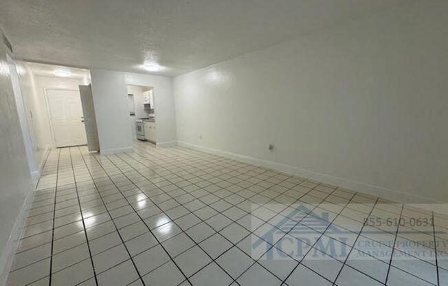 1 bed, 1 bath, 673 sqft, $1,695, Unit 30