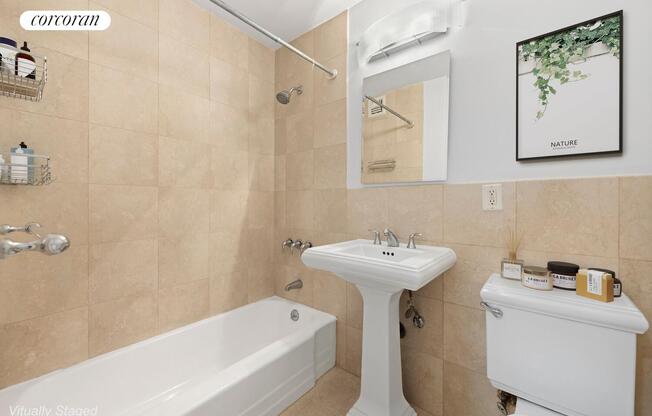 2 beds, 1 bath, $4,850, Unit 5K
