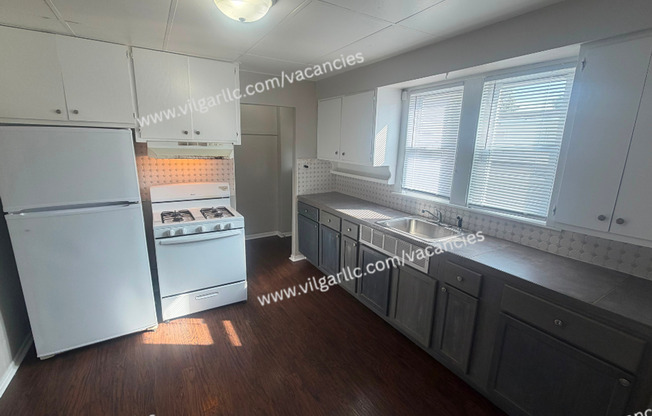 4403 Towle