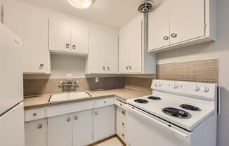 8257 Corliss