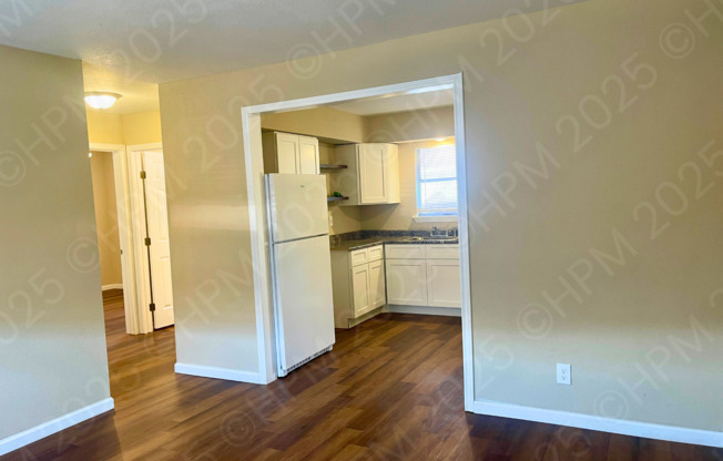813 JOHN ADAMS DR