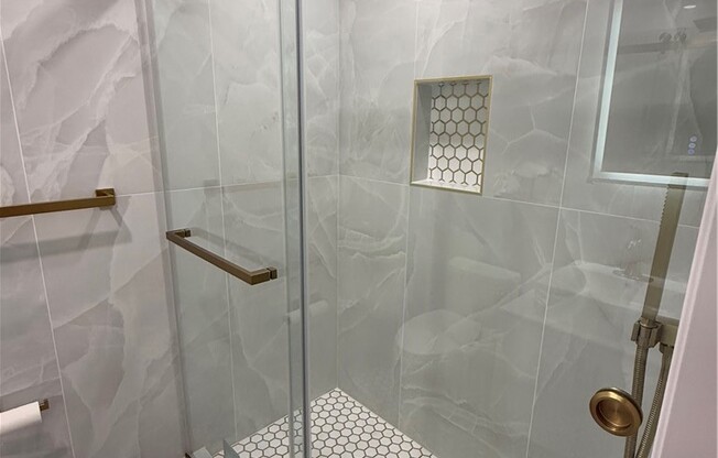 1 bed, 1 bath, 472 sqft, $1,950, Unit 105