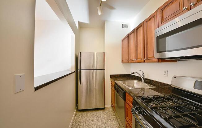 1 bed, 1 bath, 537 sqft, $4,000, Unit 21-F