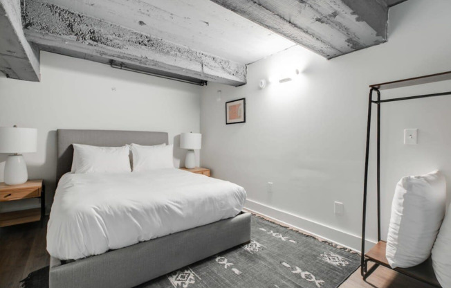 1 bed, 1 bath, 600 sqft, $1,995, Unit Samson 1 Bd Loft