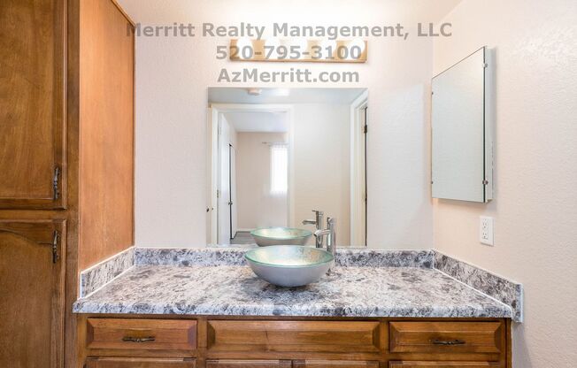 1 bed, 1 bath, 725 sqft, $945, Unit C8