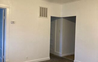 2 beds, 1 bath, $750