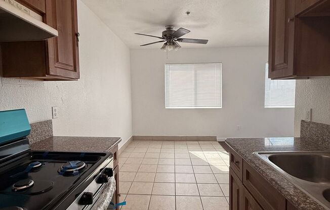 214 E. Hyde Park Blvd