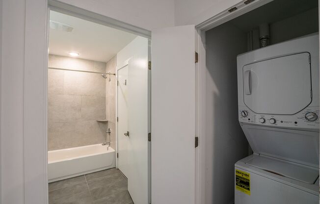 1 bed, 1 bath, 605 sqft, $1,825, Unit 311