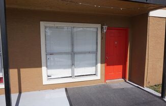 Awesome Location 1/1 on Curry Ford Ready for Move In