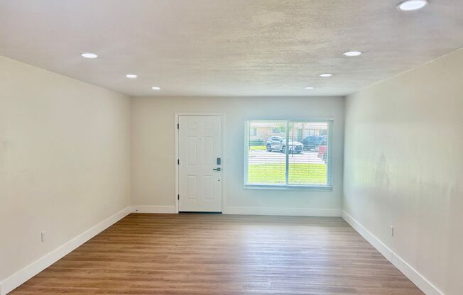 Beautiful, newly renovated 3/2 Condo in a Great Neighborhood/Altamonte Springs