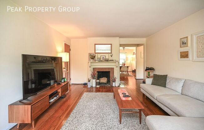203 Loraine