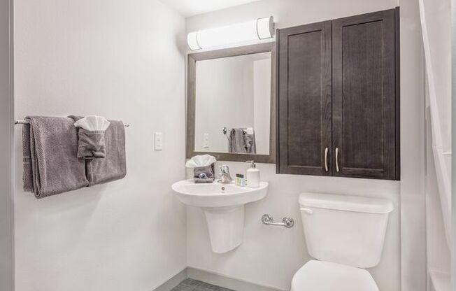 Studio, 1 bath, 242 sqft, $1,275, Unit MAUDE 836 Unit 206