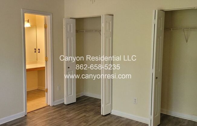 Beautiful 3b Room!Move in ready!