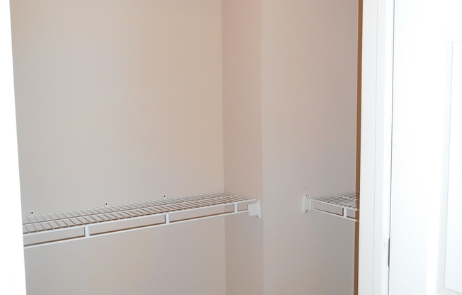 1 bed, 1 bath, 987 sqft, $1,134, Unit 1213