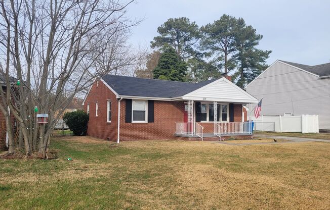 Charming 3 Bedroom, 2 Bath Home in Virginia Beach