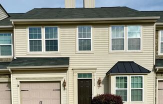 3BR/2BA TOWNHOUSE IN BEREWICK - AVAILABLE IMMEDIATELY
