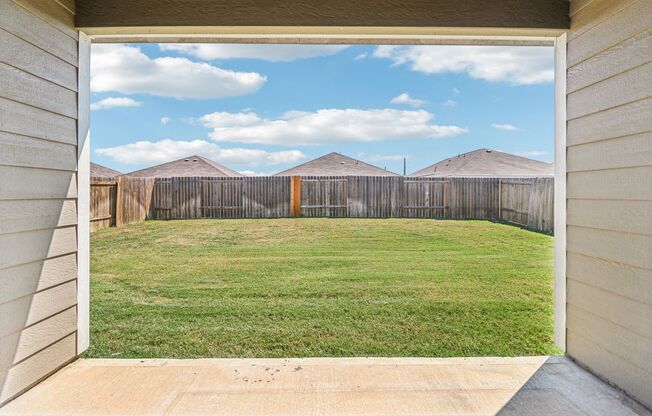 4 beds, 2 baths, 1,924 sqft, $2,245, Unit 3900 Calvary Ct