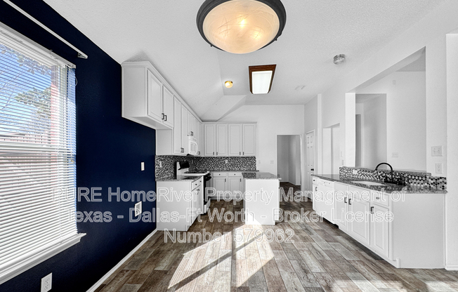 2300 GRANBURY DR