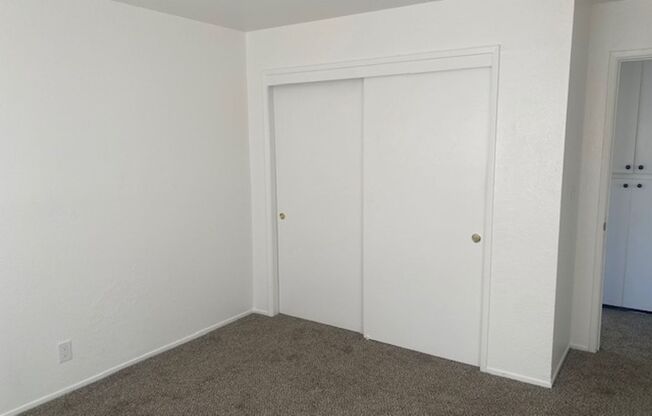 1 bed, 1 bath, $1,800, Unit D