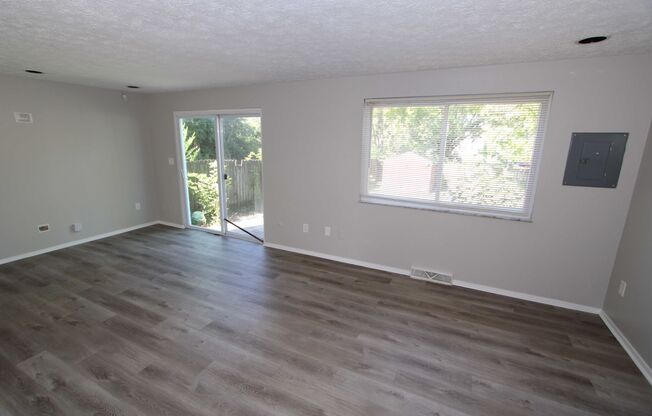 Beautiful 3 Bedroom 1 and a Half Bath Home