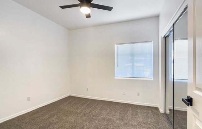 3 beds, 3 baths, 1,560 sqft, $2,050, Unit 135