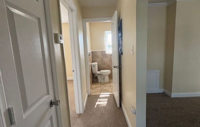 2 beds, 1 bath, $1,150, Unit 2764B