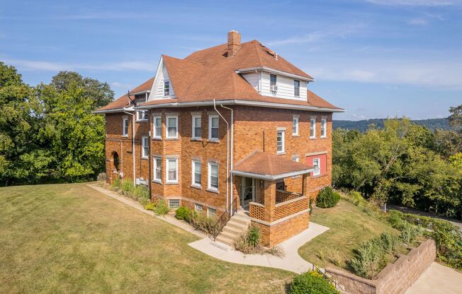 1855 Montour Street Extension