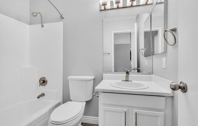 1 bed, 1 bath, 450 sqft, $1,842, Unit Unit 014