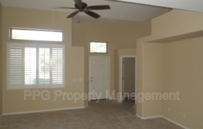 3342 N 143 LN