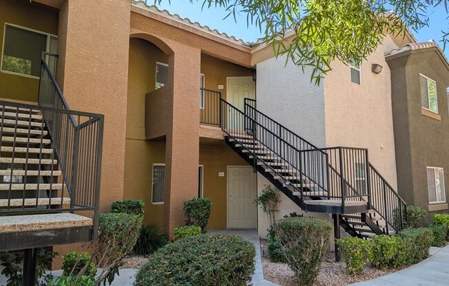 2-BEDROOM CONDO IN LAS VEGAS