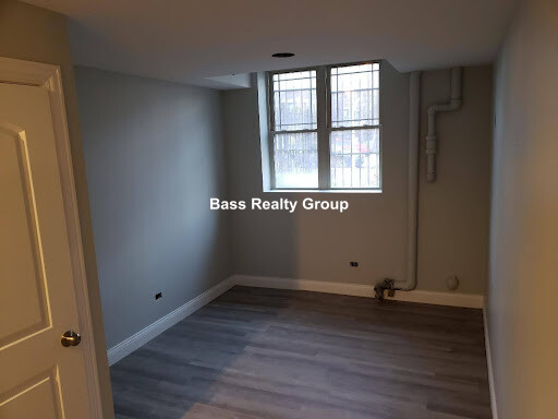 1324 W GREENLEAF AVE