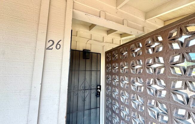 2 beds, 2 baths, 850 sqft, $2,275, Unit 2265-26