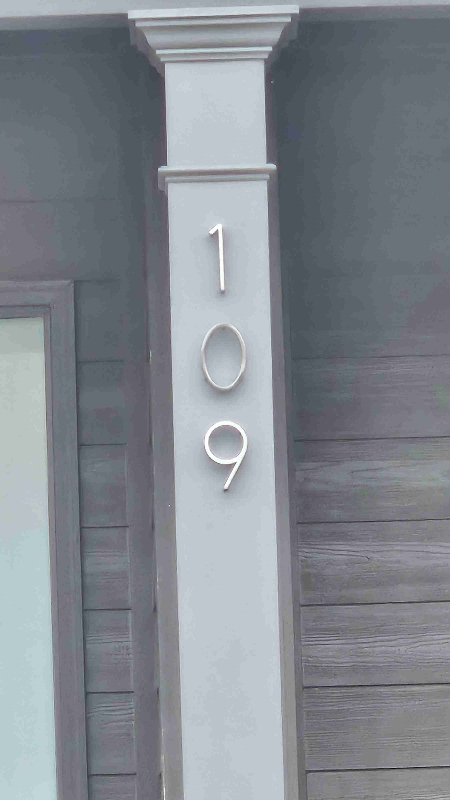 110 ACACIA CT