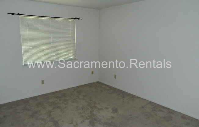 2 beds, 1 bath, $1,495, Unit # 85