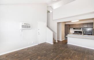 Studio, 1 bath, 550 sqft, $925