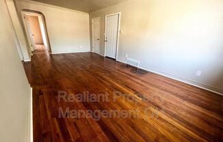 1643 ANITA PL