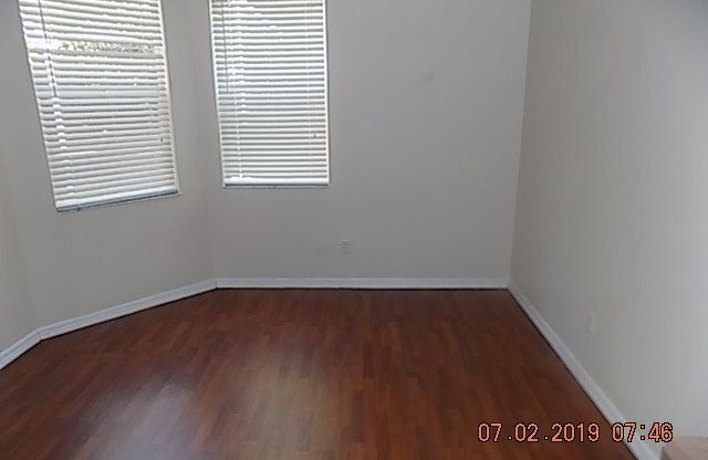 3 beds, 2 baths, $2,250