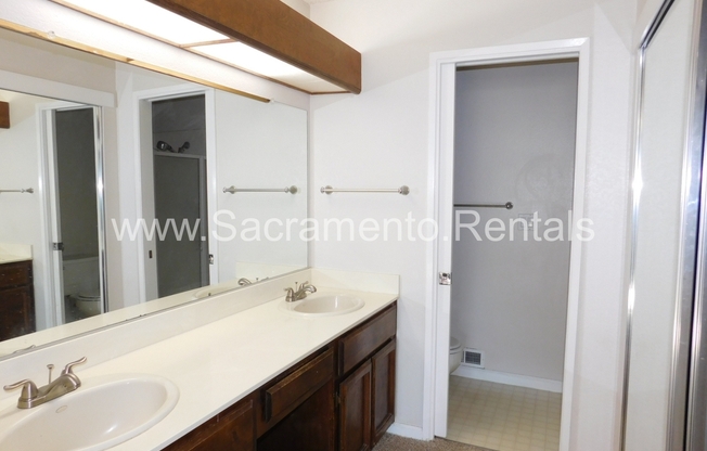 2 beds, 2.5 baths, $1,695