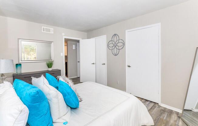 1 bed, 1 bath, 690 sqft, $1,075