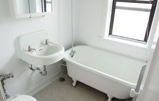 1 bed, 1 bath, 609 sqft, $1,650, Unit 3312-GCC