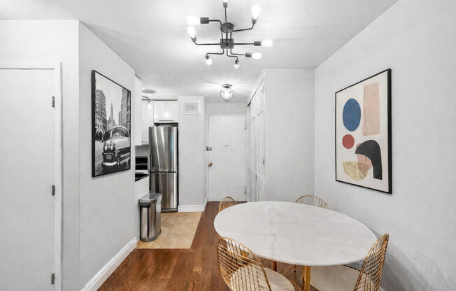 1 bed, 1 bath, $6,000, Unit 927