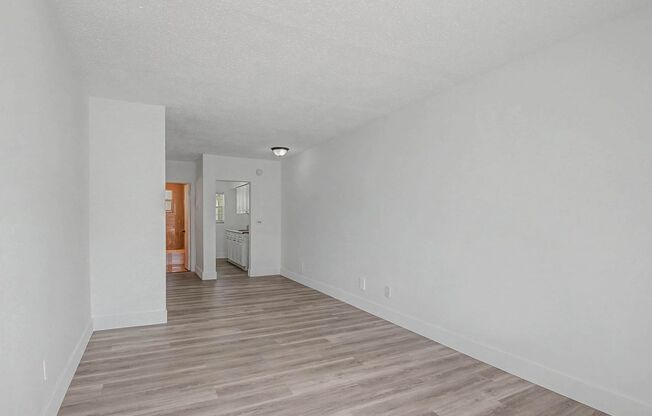 Studio, 1 bath, 450 sqft, $1,600, Unit 1685-15